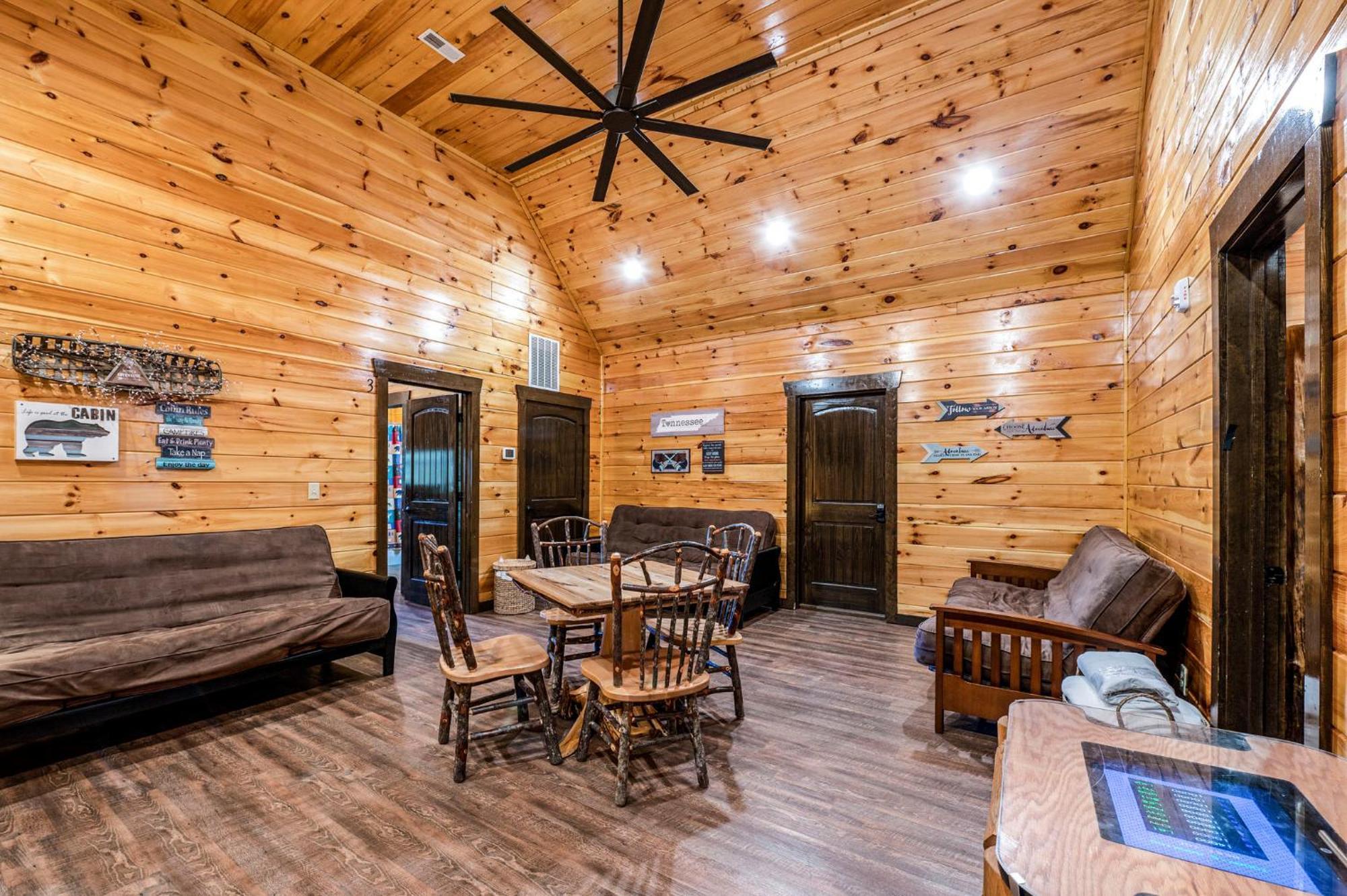 The Mighty Crabapple Manor By Stony Brook Cabins Gatlinburg Dış mekan fotoğraf
